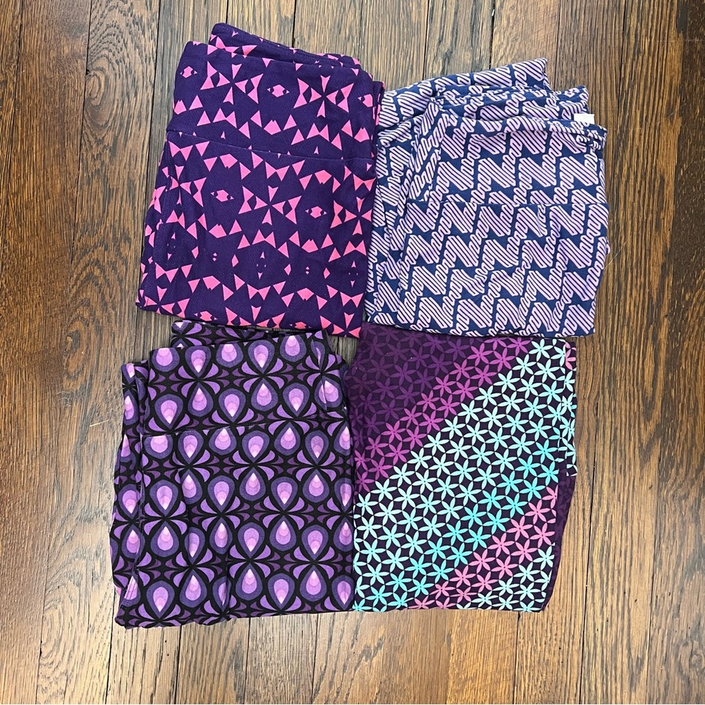 Lularoe - One Size OS - Set of 4 leggings - purple